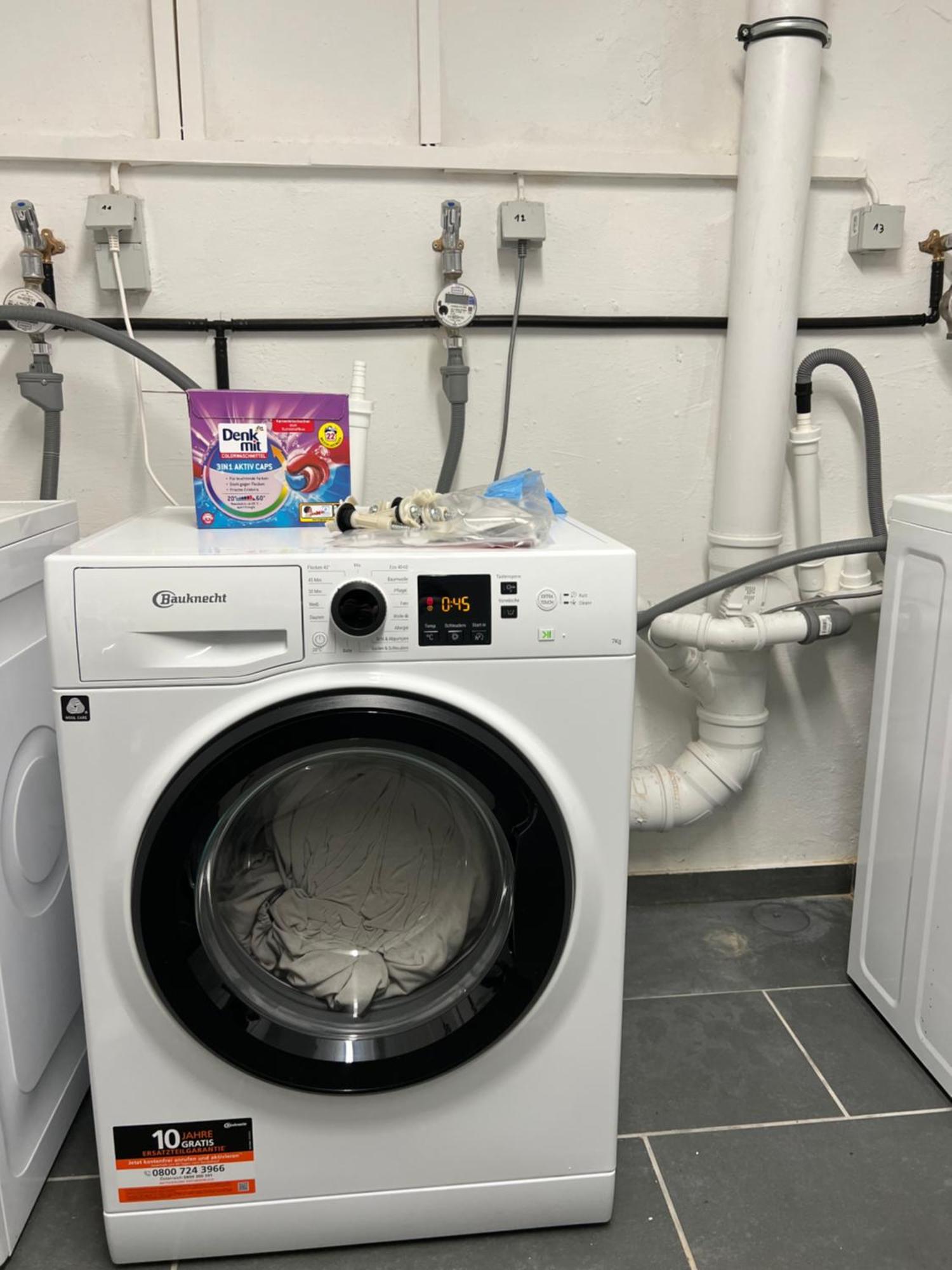 Moderne Wohnung Karlsruhe Neureut, Fussbodenheizung - Regendusche - Waschmaschine - Stellplatz Dış mekan fotoğraf